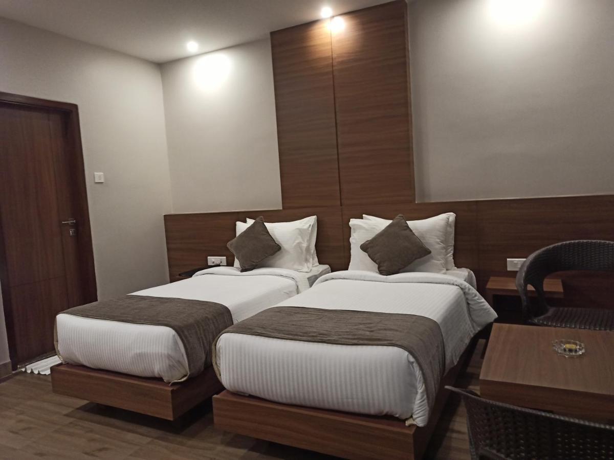 Hotel Tree Fern Dibrugarh Exteriér fotografie