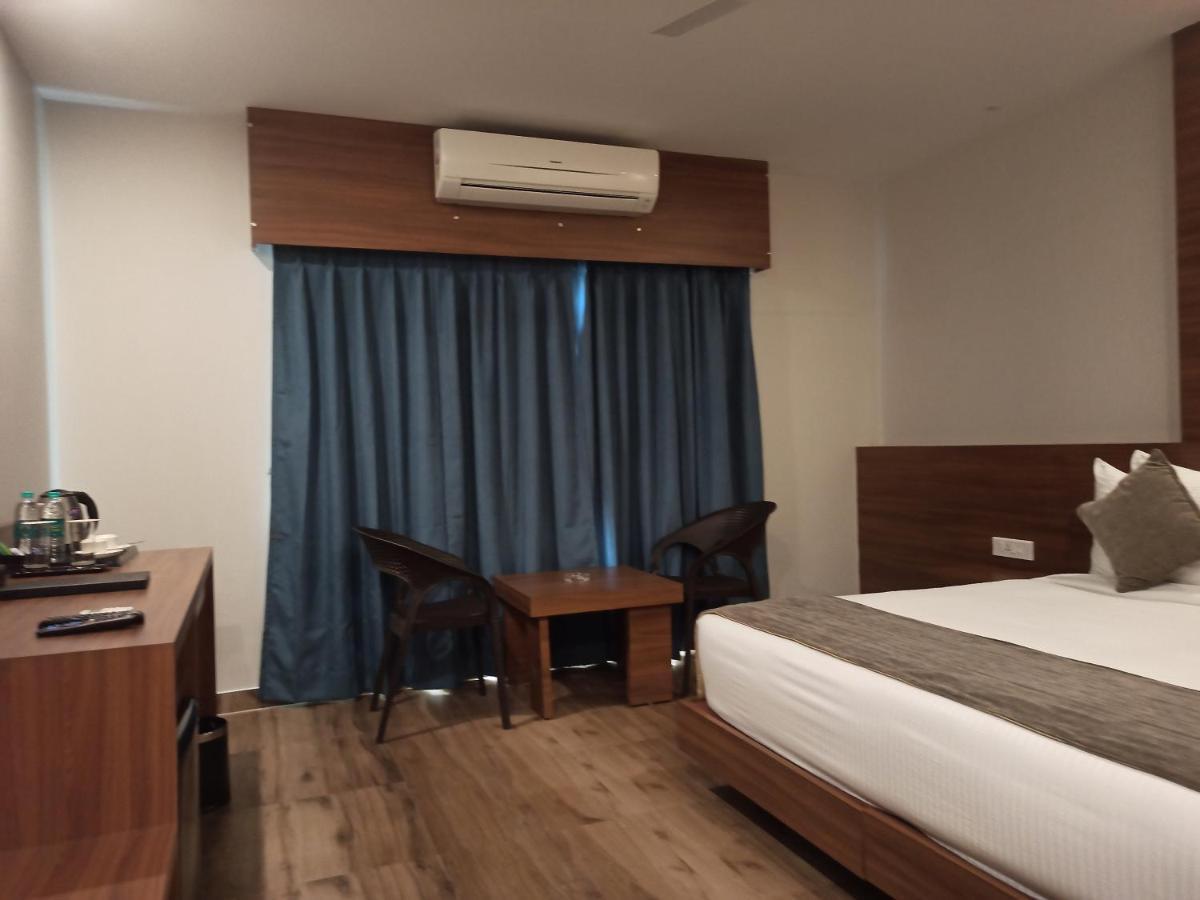 Hotel Tree Fern Dibrugarh Exteriér fotografie