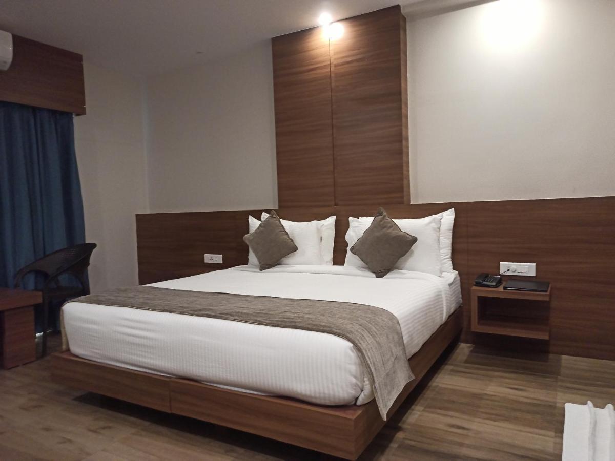 Hotel Tree Fern Dibrugarh Exteriér fotografie